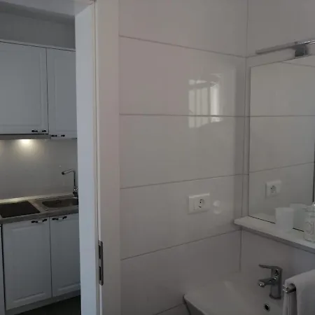 Tomas Apartment *
