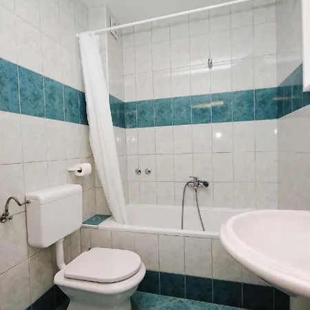 Apartment Tomas Makarska