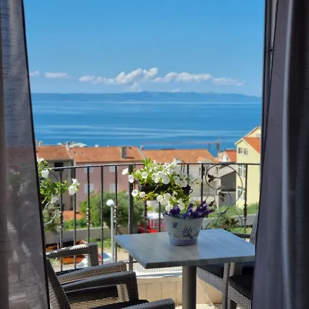 Tomas Apartment Makarska