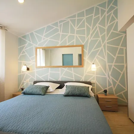 Tomas Apartmán