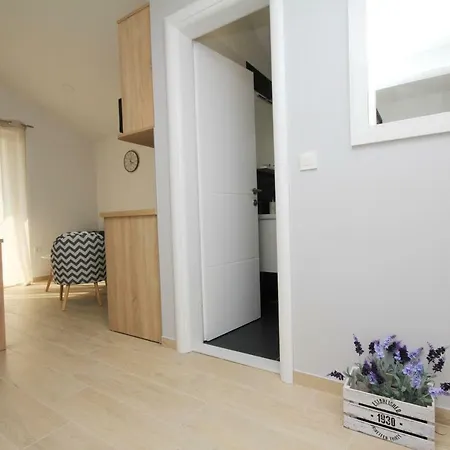 Tomas Apartment *