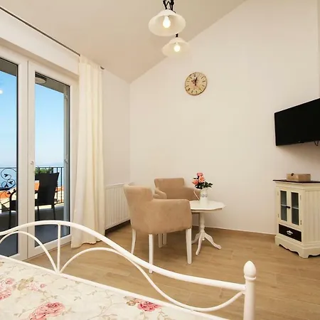 Tomas Lejlighed Makarska