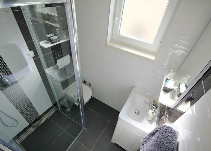 Tomas * 马卡尔斯卡